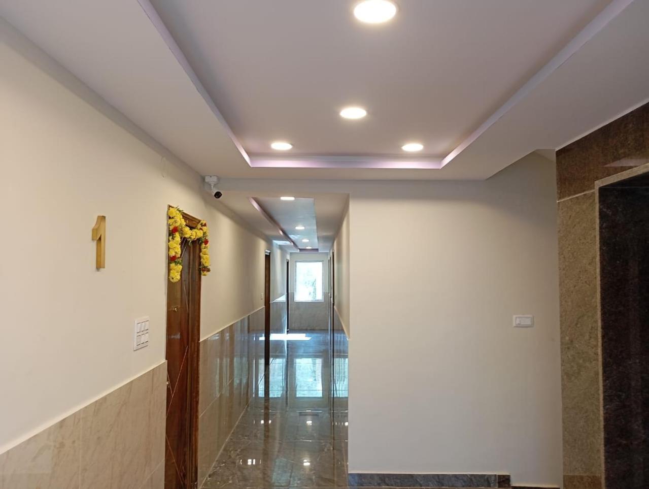 Aadya Inn New Luxury Hotel Tirupati Kültér fotó