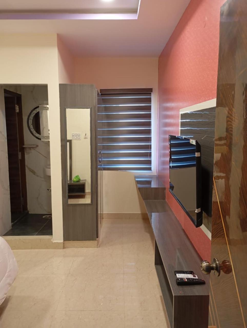 Aadya Inn New Luxury Hotel Tirupati Kültér fotó