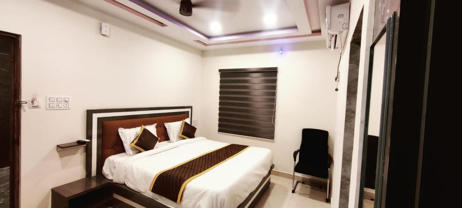 Aadya Inn New Luxury Hotel Tirupati Kültér fotó
