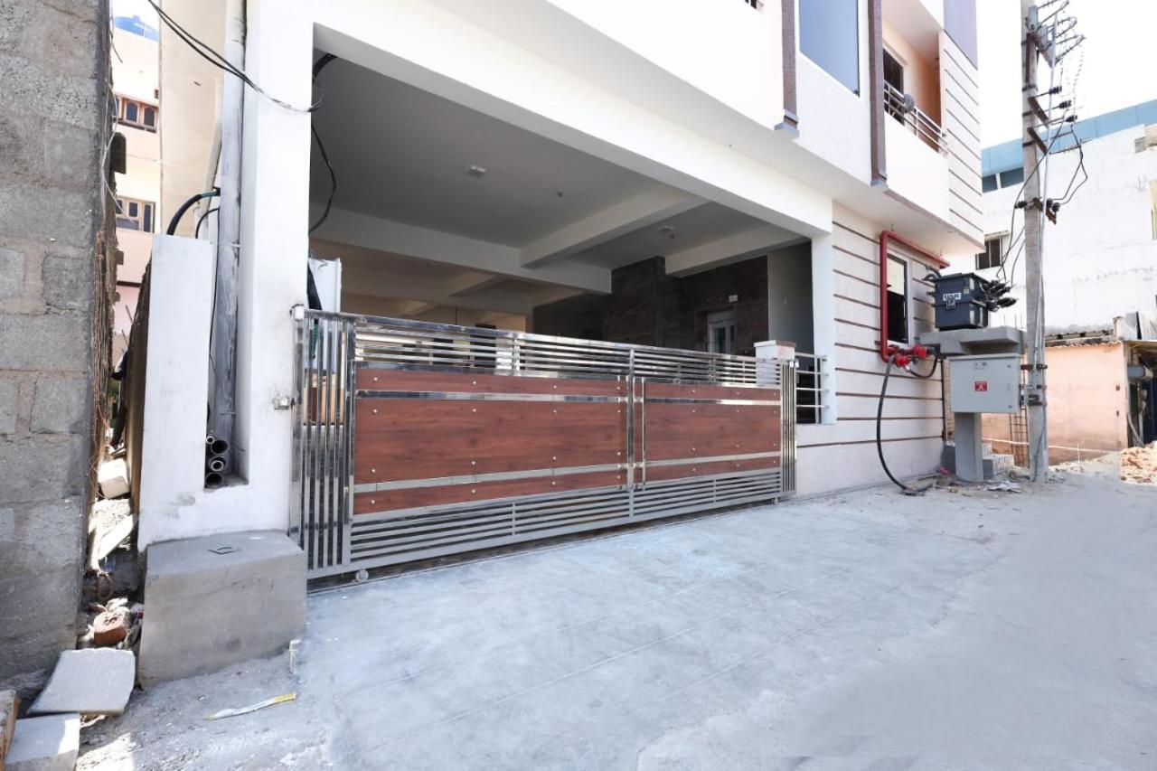 Aadya Inn New Luxury Hotel Tirupati Kültér fotó